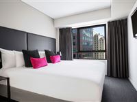 1 Bedroom Spa Apartment - Mantra Southbank Melbourne