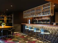 Mezzi Bar & Kitchen - Mantra Southbank Melbourne